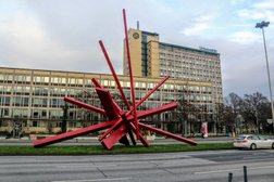 Universität Hannover Institut für VWL Photo
