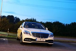 Mercedes-Benz Rent Photo