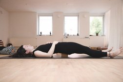 Traumasensibles Yoga, Körperarbeit & Coaching Photo