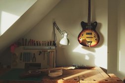 Backyard Guitars // Gitarrenservice und -reparatur in Berlin
